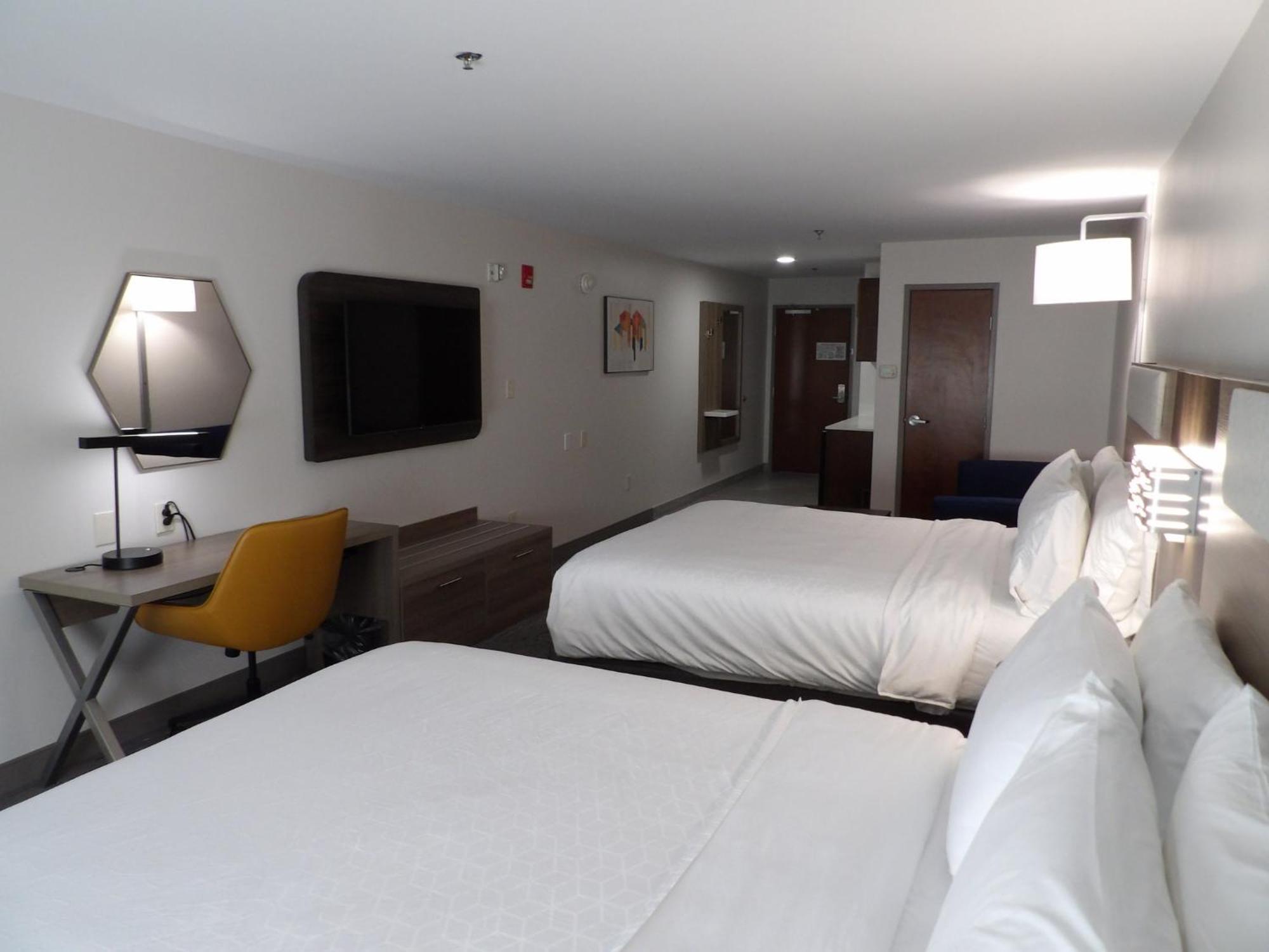 Holiday Inn Express & Suites - Huntsville Airport By Ihg Madison Bagian luar foto