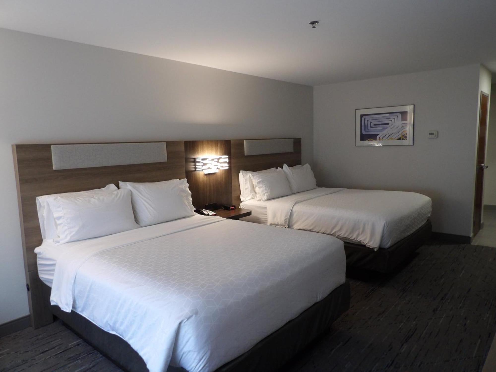 Holiday Inn Express & Suites - Huntsville Airport By Ihg Madison Bagian luar foto