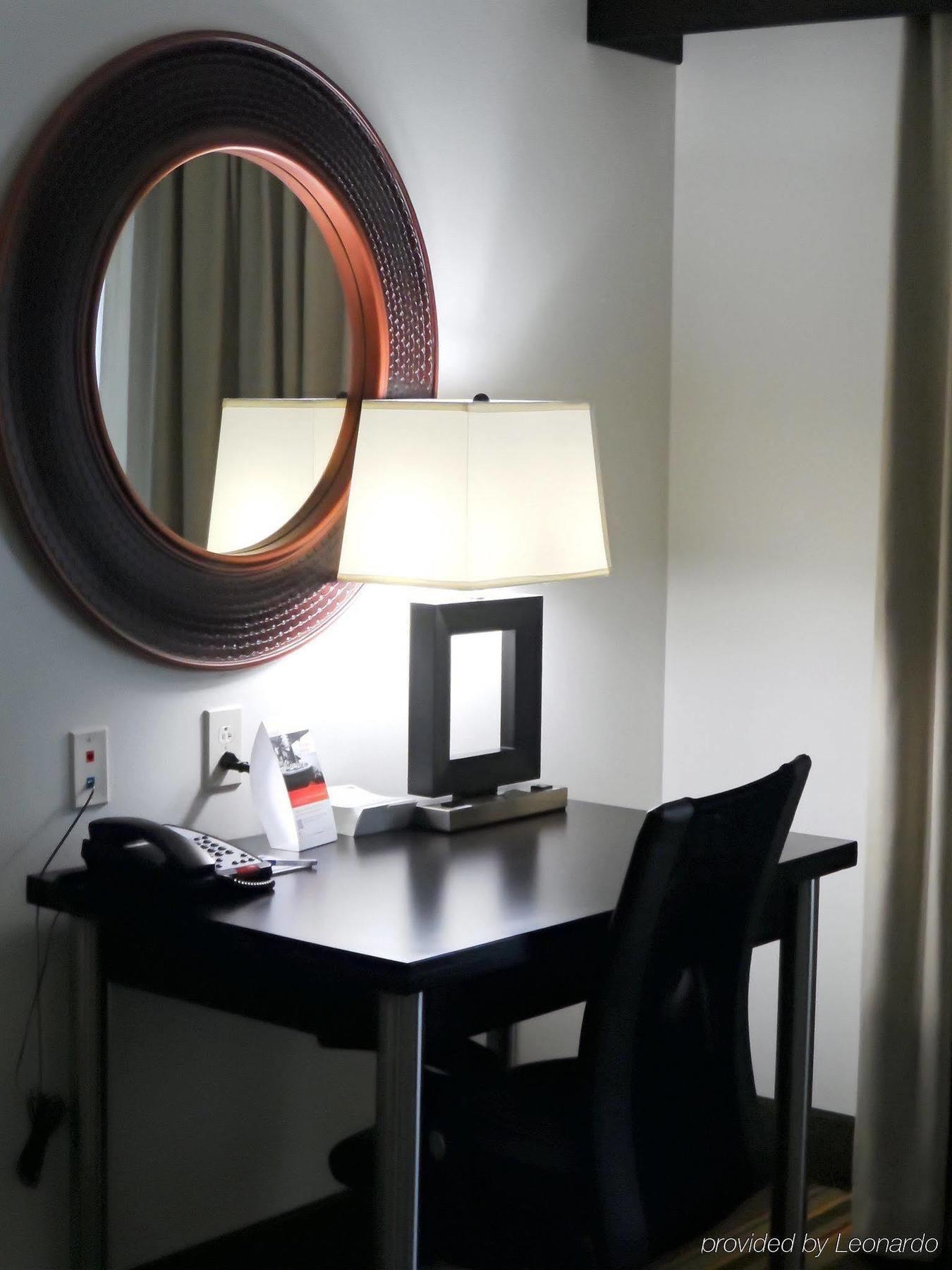 Holiday Inn Express & Suites - Huntsville Airport By Ihg Madison Bagian luar foto